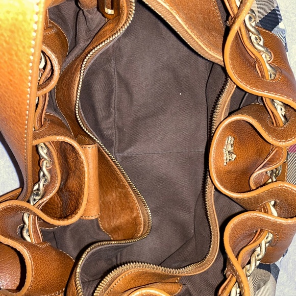 Authentic Burberry Margaret Nova Satchel - Picture 3 of 3